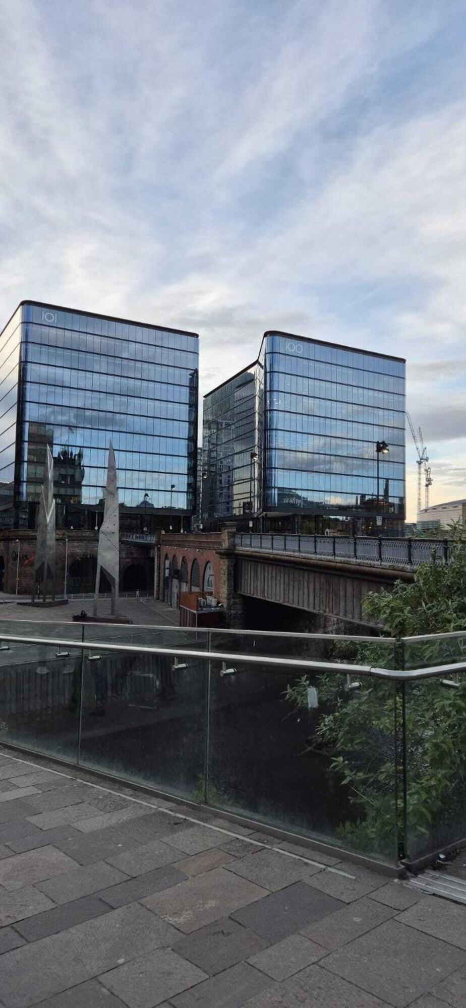 Apartment Penthouse- 2 Bedroom Manchester