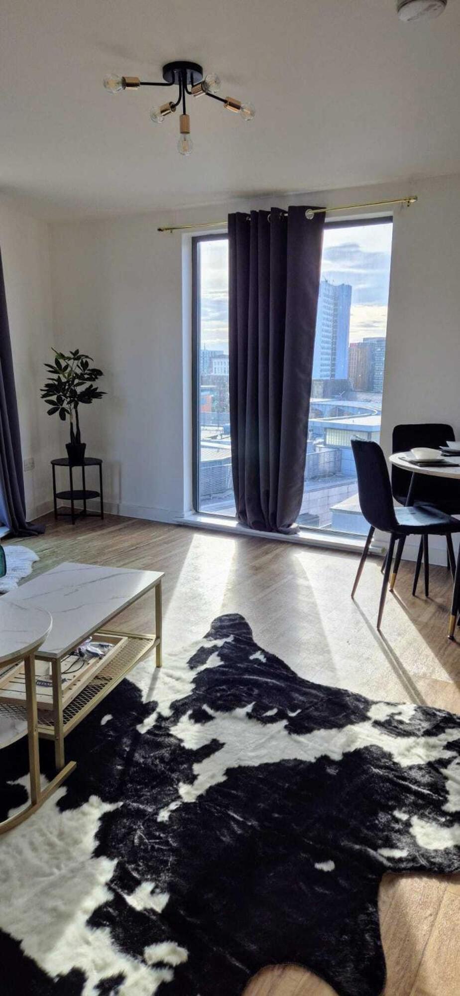 Apartment Penthouse- 2 Bedroom *